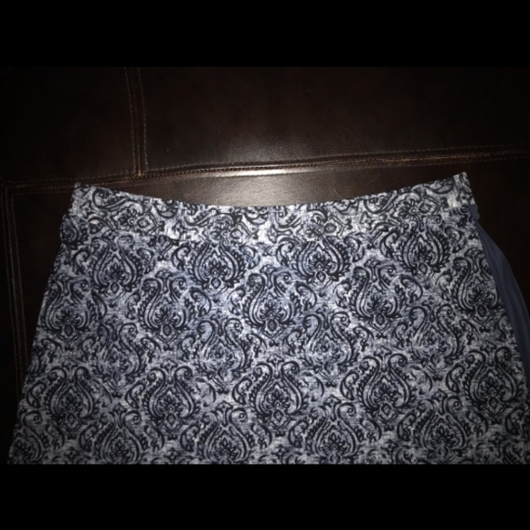 CATO Navy Blue& White Skirt 18/20W - Picture 5 of 5